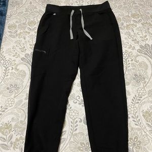 Figs black Zamora jogger size small